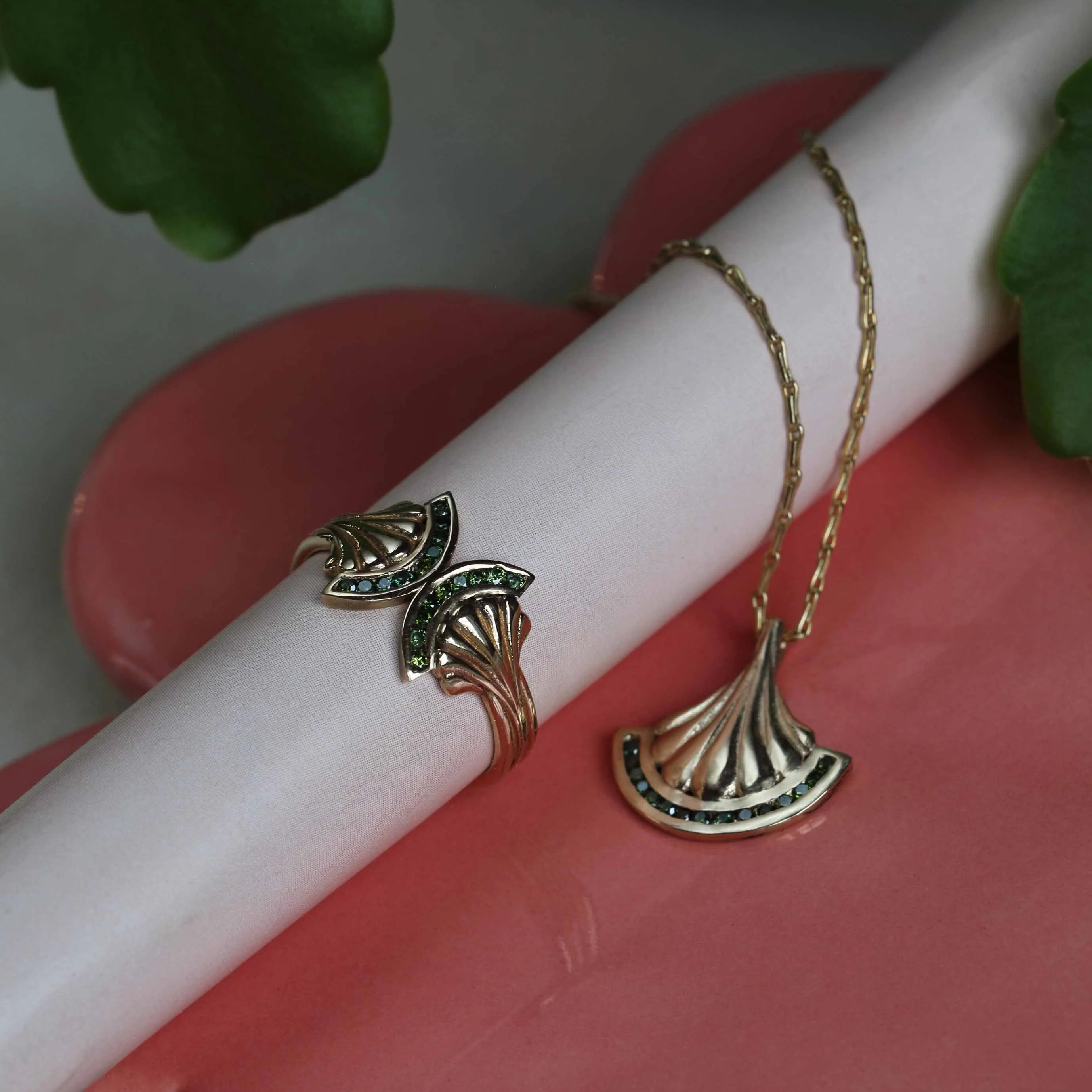 Pillar Green Diamond Necklace